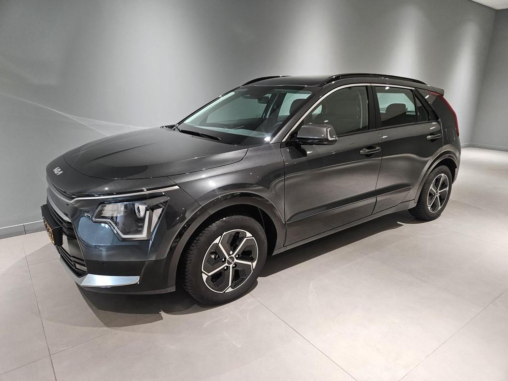 KIA Niro 1.6 GDi Hybrid 141pk DCT6 DynamicLine Navi/ Clima/, Automaat, Gebruikt, Leder en Stof, 23 km/l