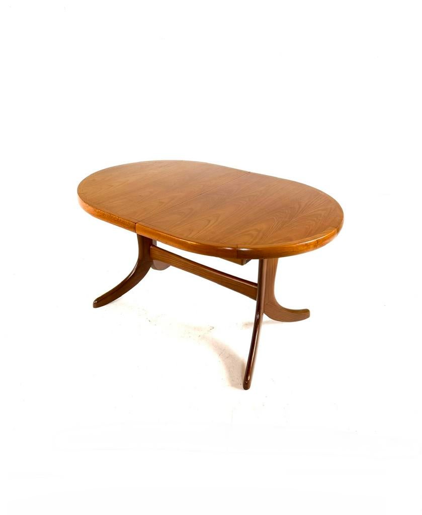 Vintage verlengbare Deense teakhouten eettafel ‘60, Huis en Inrichting, Teakhout, Vintage retro buisframe design rotan webbing papercord deens