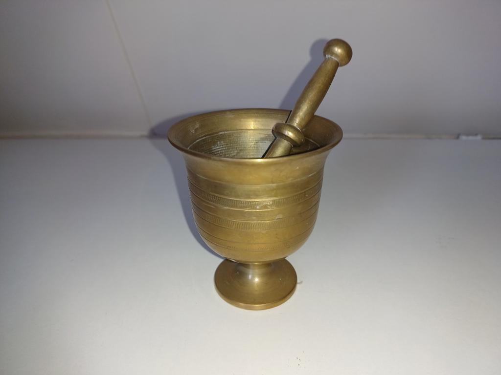 Messing vijzel met stamper, Antiek en Kunst, Antiek | Koper en Brons, Ophalen of Verzenden