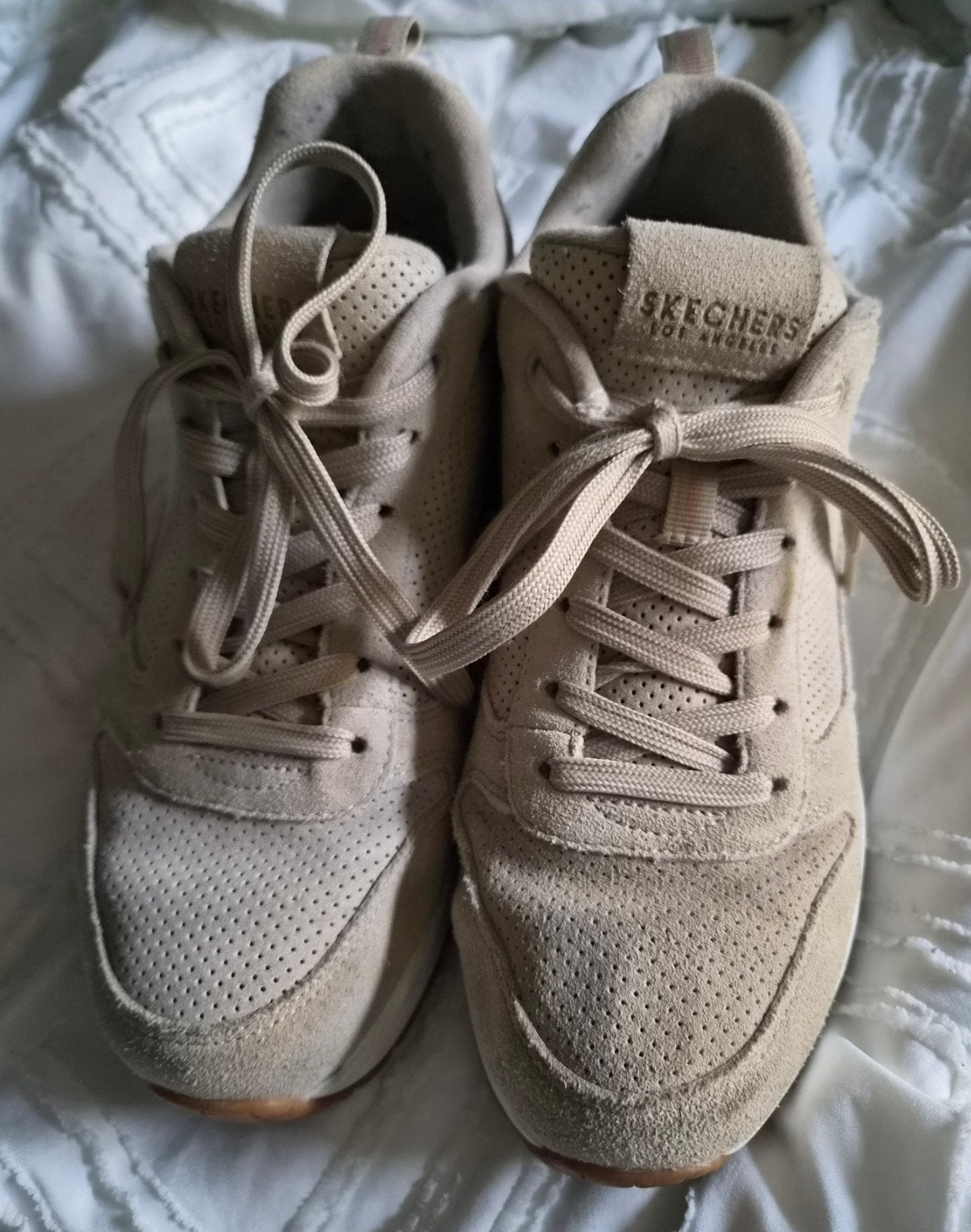 Skechers beige suède sneakers - Maat 39, Skechers, Beige, Ophalen of Verzenden, Sneakers of Gympen