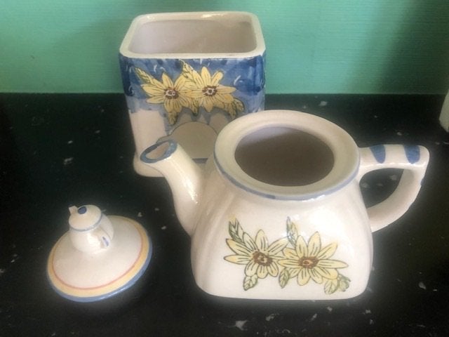 Eenpersoons thee-koffie potjes met rechaud uit Spanje., Keramiek, Nieuw, Ophalen of Verzenden, Theepot