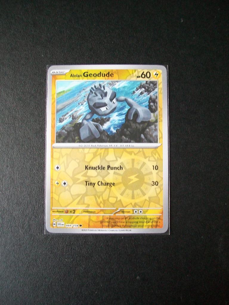 8517: Nieuwe Pokemon Kaart Holofoil Alolan GEODUDE (044/159), Verzenden, Nieuw, Losse kaart, Foil