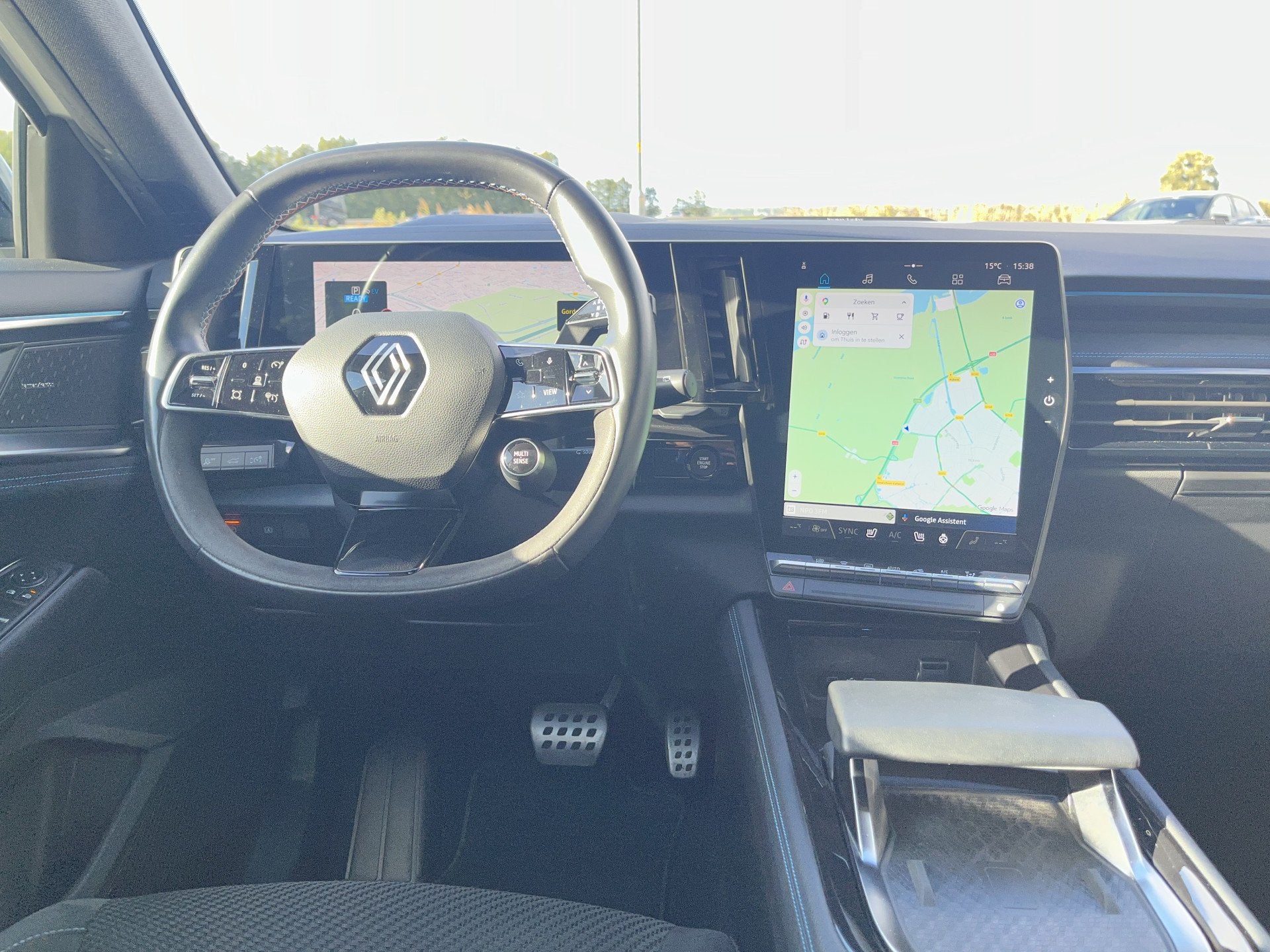 Renault Austral 1.2 E-Tech full hybrid 200PK iconic esprit A, Auto's, Gebruikt, 1199 cc, Wit, Bedrijf