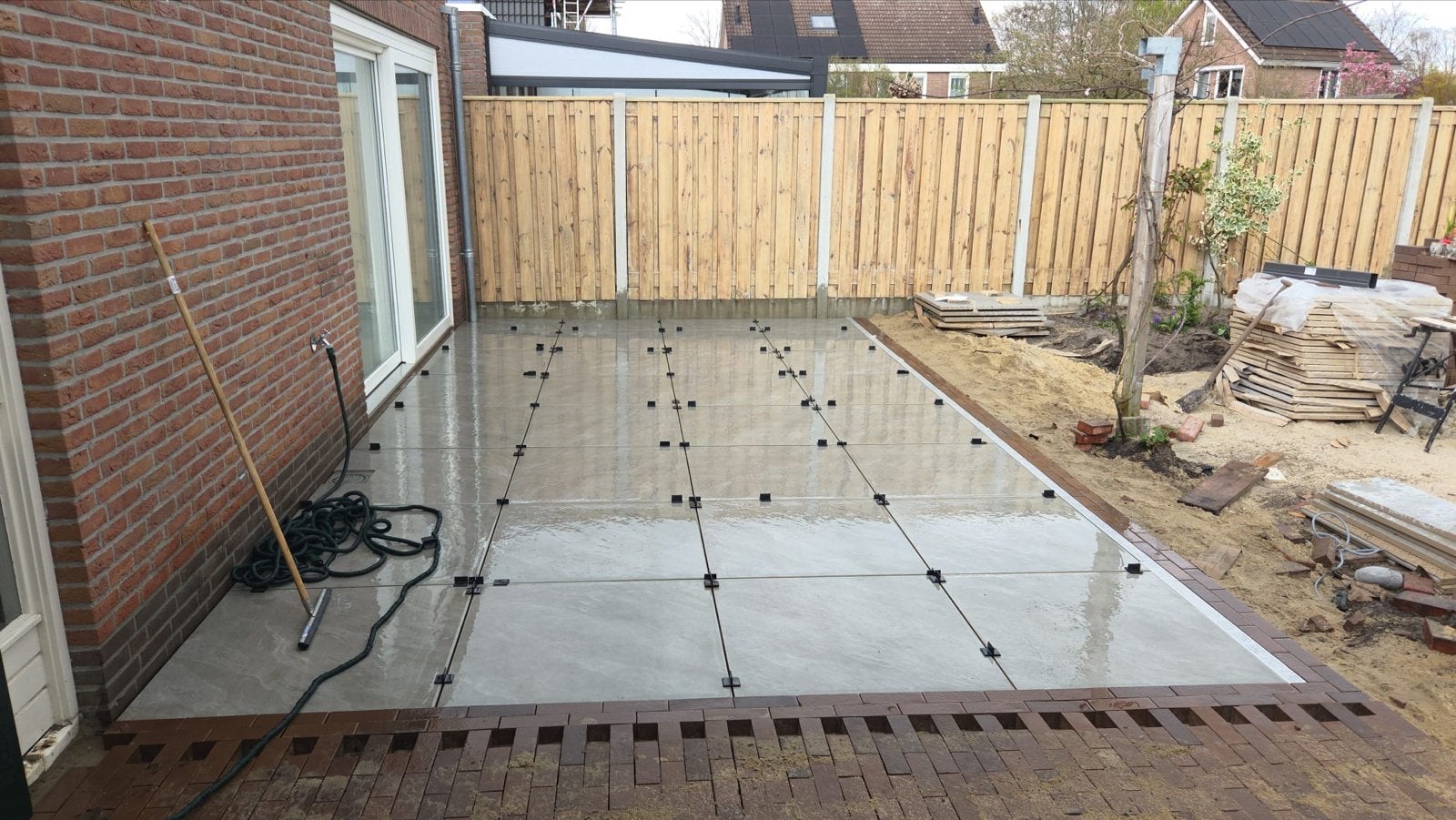 Stratenmaker beschikbaar, Garantie, Bestrating