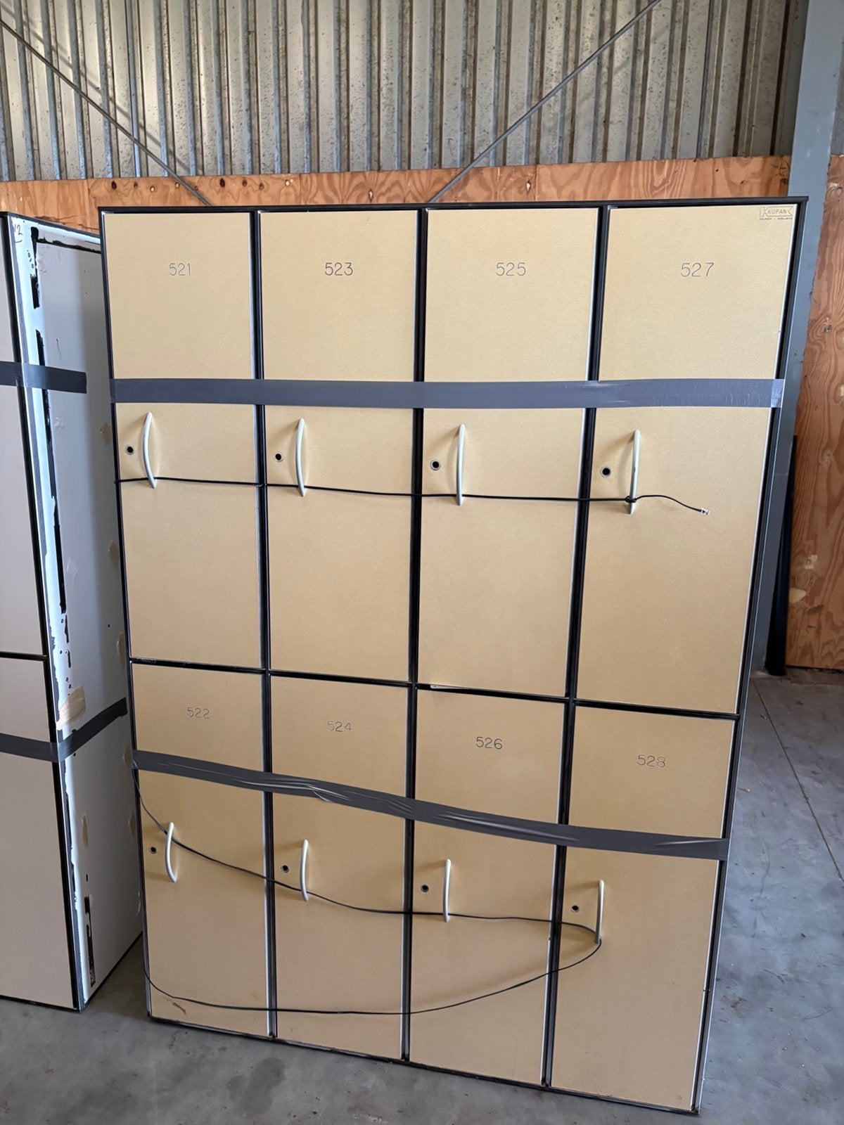 Kleding lockers/ kluisjes, Ophalen, Kunststof, 100 tot 150 cm, .