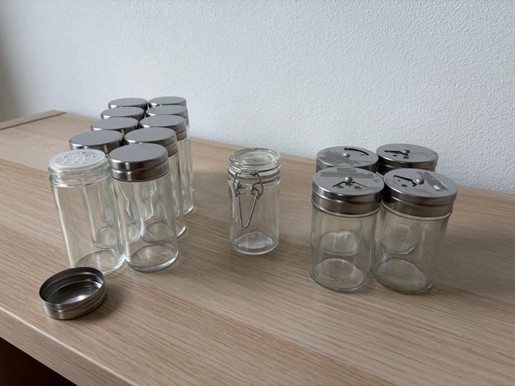 Dille en Kamille strooivaatjes / kruidenpotjes, Verzamelen, Glas en Borrelglaasjes, Ophalen, Zo goed als nieuw, Overige typen