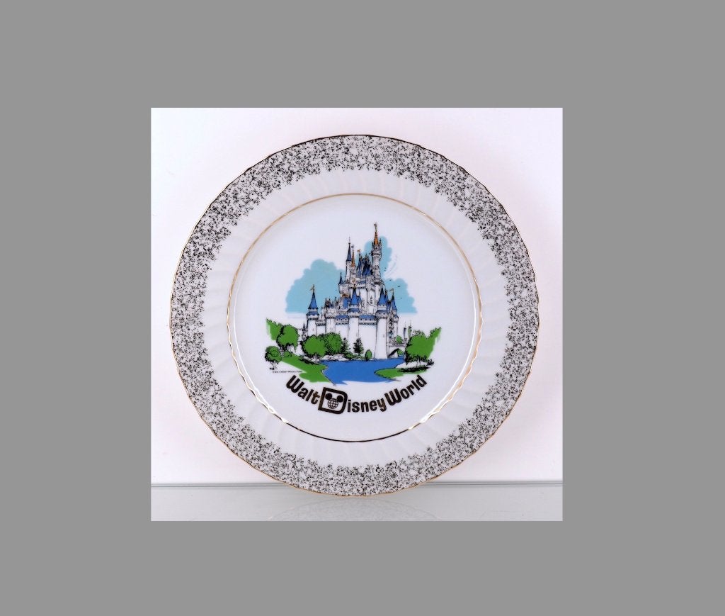 Walt Disney world keramiek wandbord made in Japan jaren 70, Ophalen of Verzenden, Overige figuren, Zo goed als nieuw, Overige typen