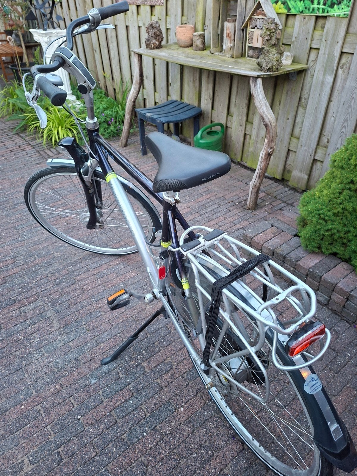 Batavus Monte Carlo damesfiets met versnellingen, Gebruikt, Velgrem, Versnellingen, Batavus