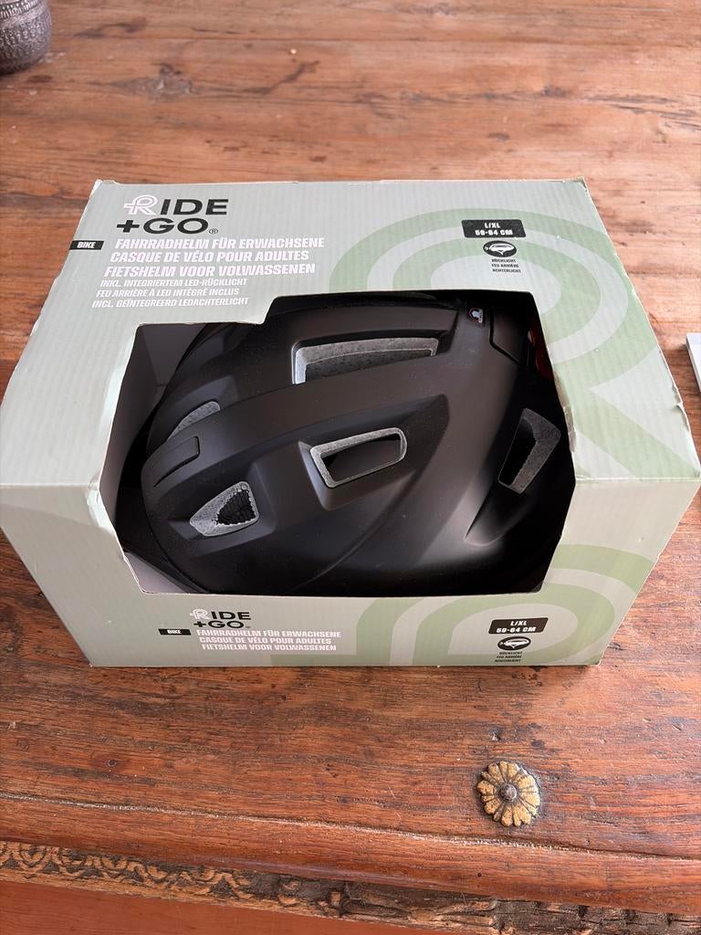 Ride + Go Fietshelm voor volwassenen L/XL met LED-achterlich, Fietsen en Brommers, Ophalen of Verzenden, Nieuw, L, Heer of Dame
