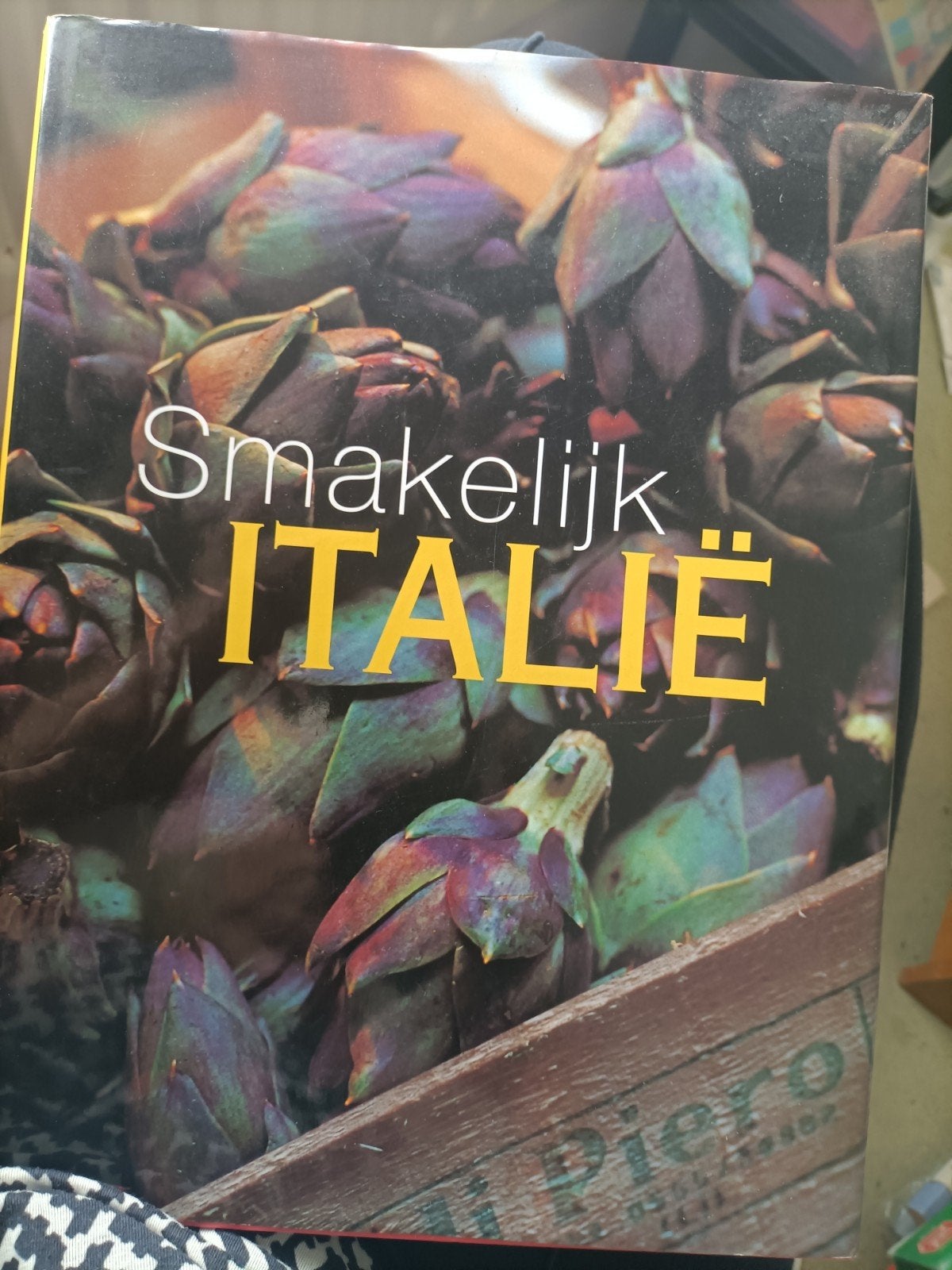 Smakelijk Italië - Italiaans kookboek, Boeken, Kookboeken, Hoofdgerechten, Ophalen of Verzenden, Zo goed als nieuw, Italië
