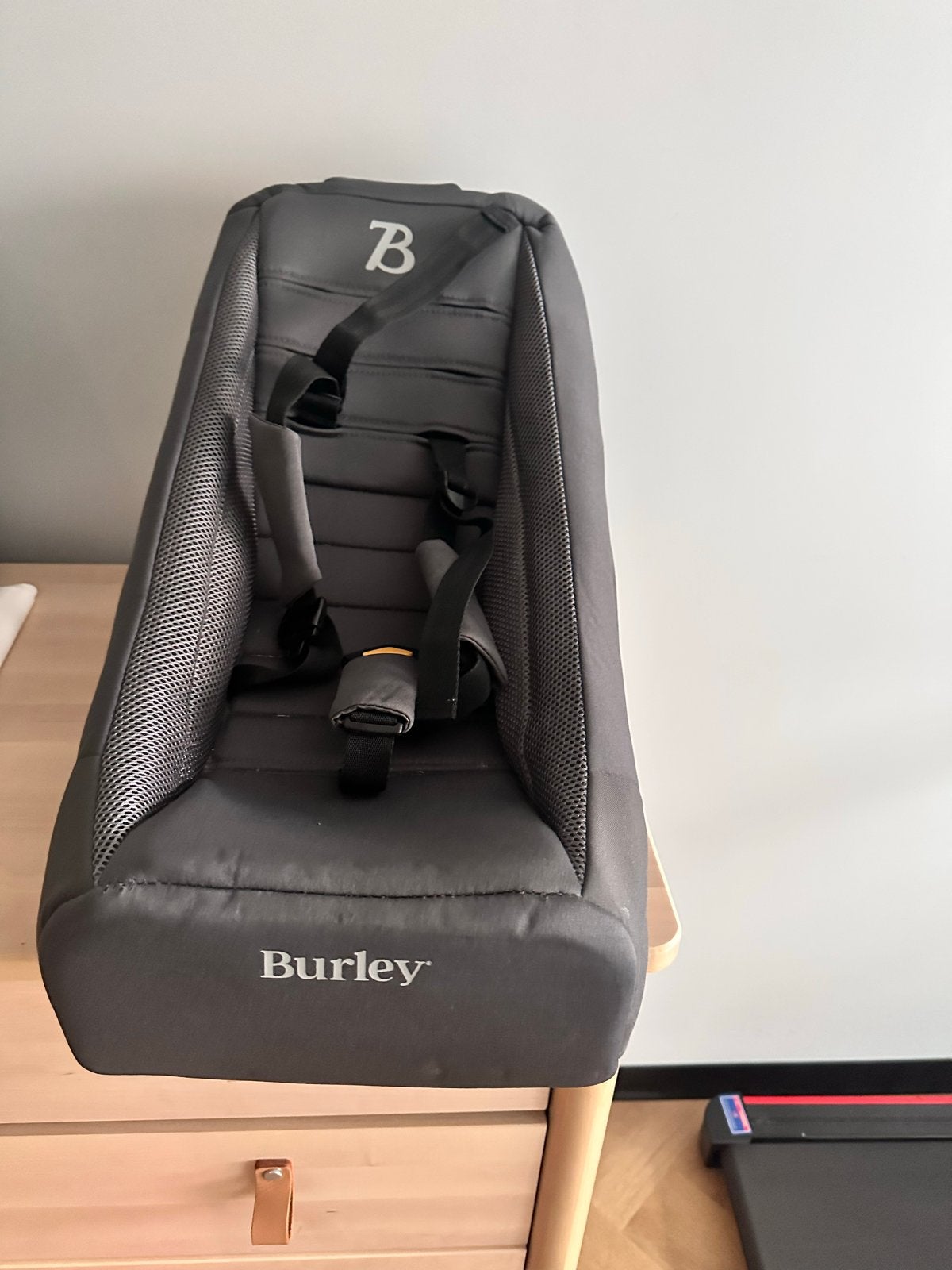Burley Baby Snuggler - 1 tot 10 maanden, Ophalen of Verzenden, Zo goed als nieuw, 0 t/m 10 kg