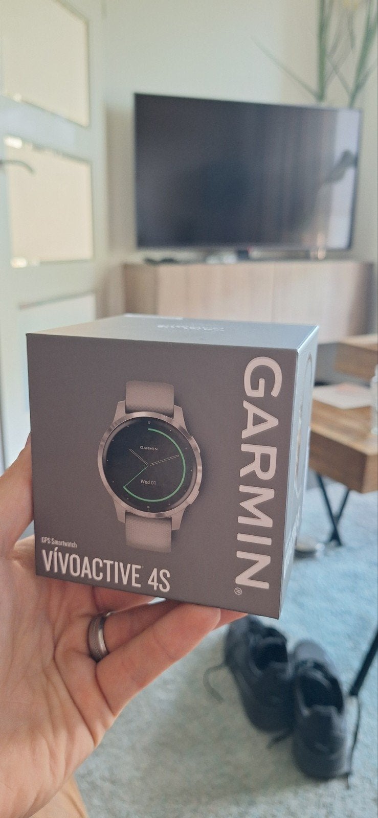Garmin Vivoactive 4S GPS Smartwatch Zo goed als nieuw, Garmin, Ophalen of Verzenden, Zo goed als nieuw, Waterdicht