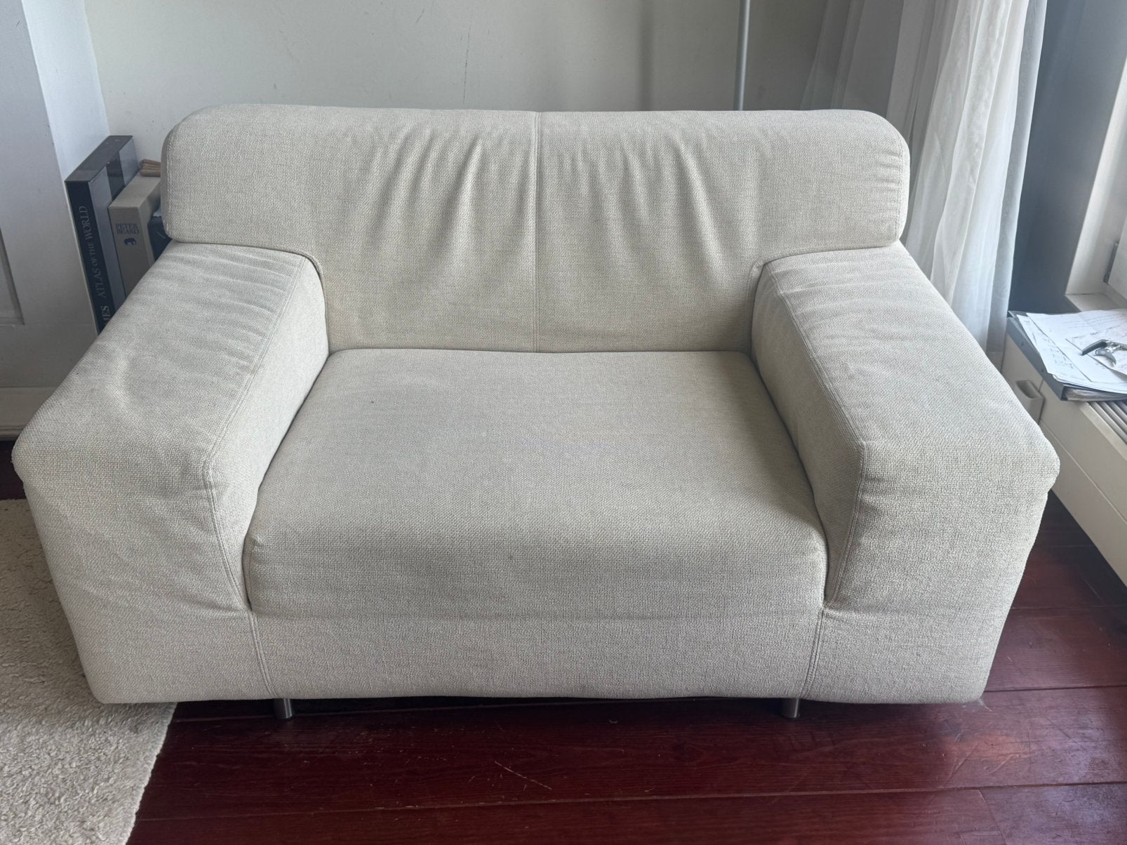 Love seat , creme, hoes  kan eraf voor reiniging, Ophalen, Tweepersoons, 75 tot 100 cm, Zo goed als nieuw