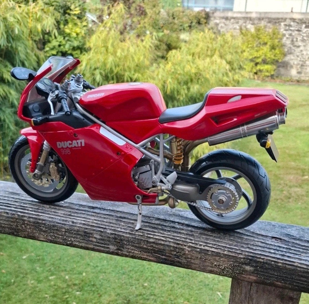 Zeldzaam 1:6 Ducati 998 model, Ophalen of Verzenden, Zo goed als nieuw, Auto