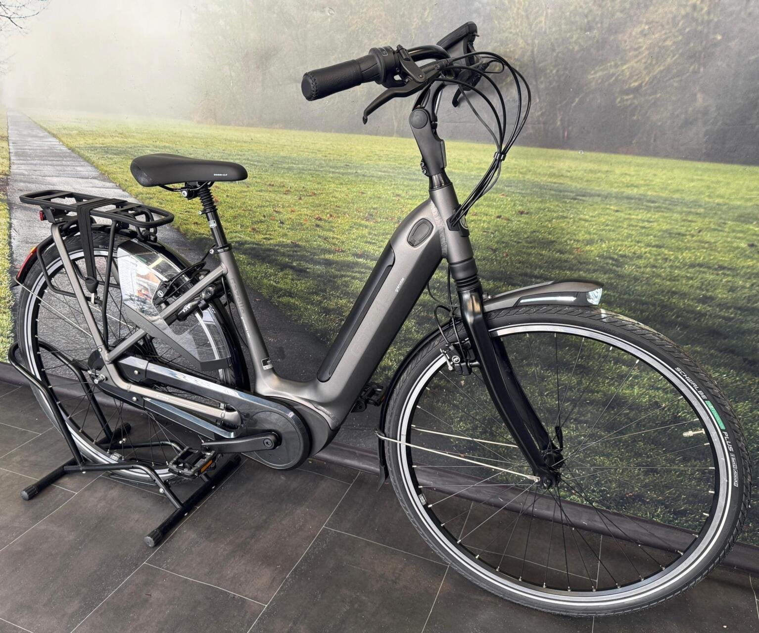 AANBIEDING: Gazelle Grenoble C380 - Enviolo - €1000 Actie, Koninklijke Gazelle N.V., Wilhelminaweg 8 6951 BP Dieren Nederland