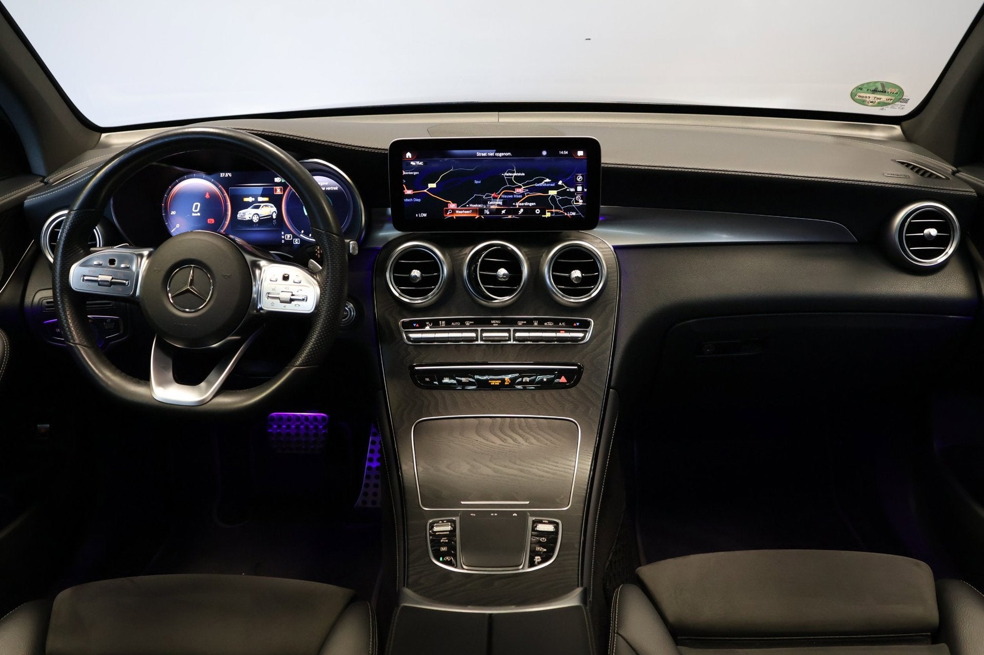 Mercedes-Benz GLC-klasse 220d 4MATIC AMG Premium Plus |Panor, Auto's, Gebruikt, 2500 kg, Zwart, Diesel