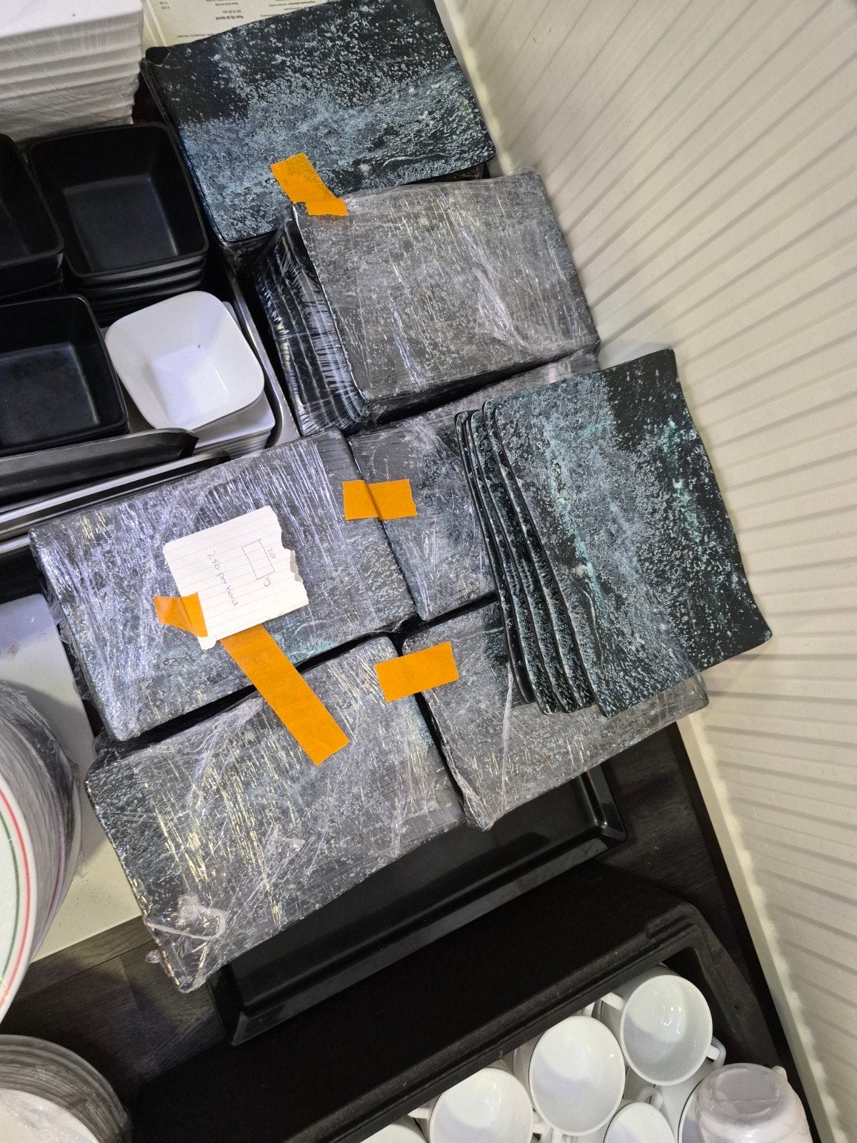 90 Leuke borden van hard plastic, Ophalen, Kunststof, Gebruikt, Bord(en)