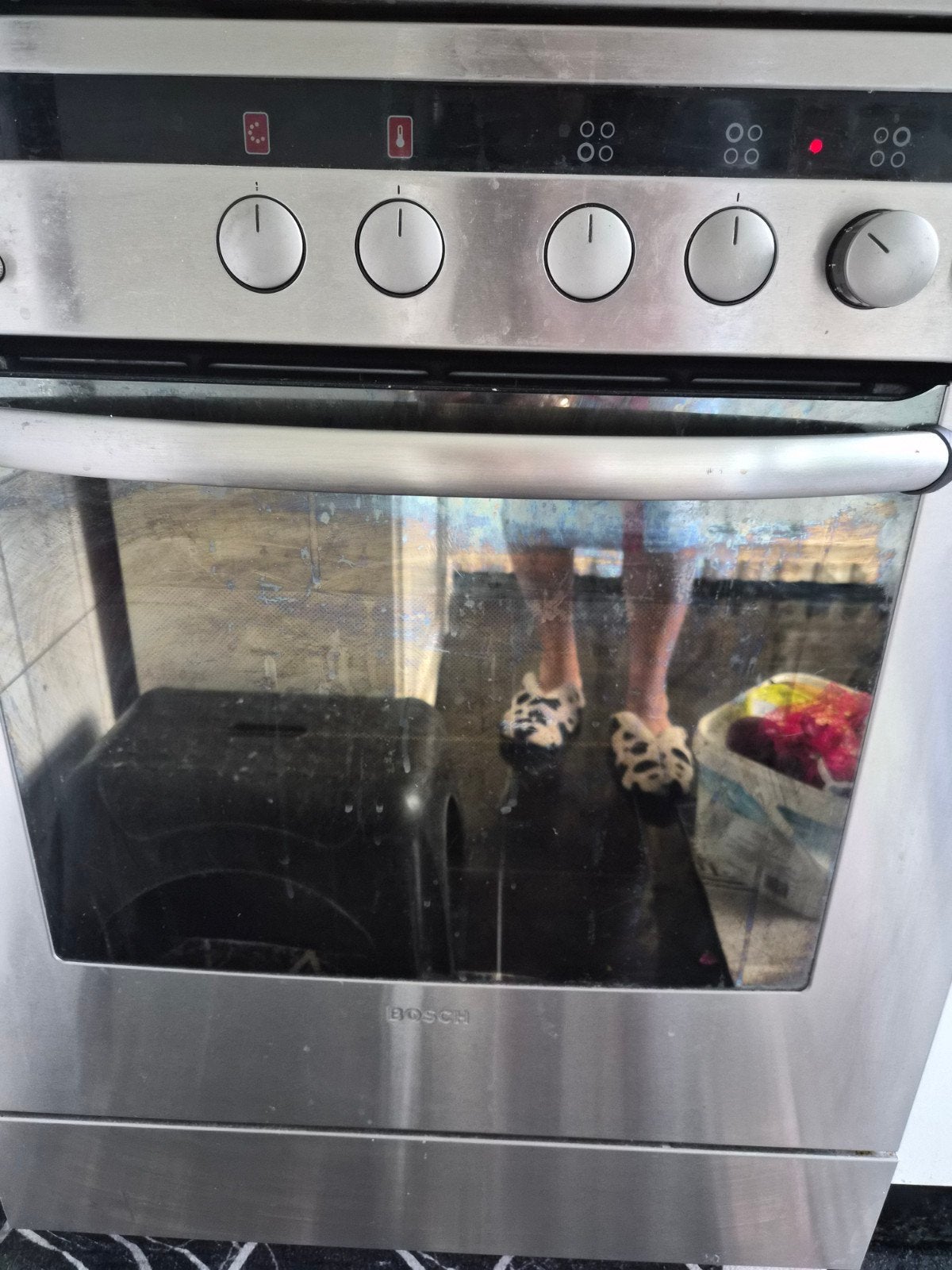 Bosch Vrijstaand Fornuis met Keramische Kookplaat en Oven, Witgoed en Apparatuur, Fornuizen, Gebruikt, 60 cm of meer, Keramisch