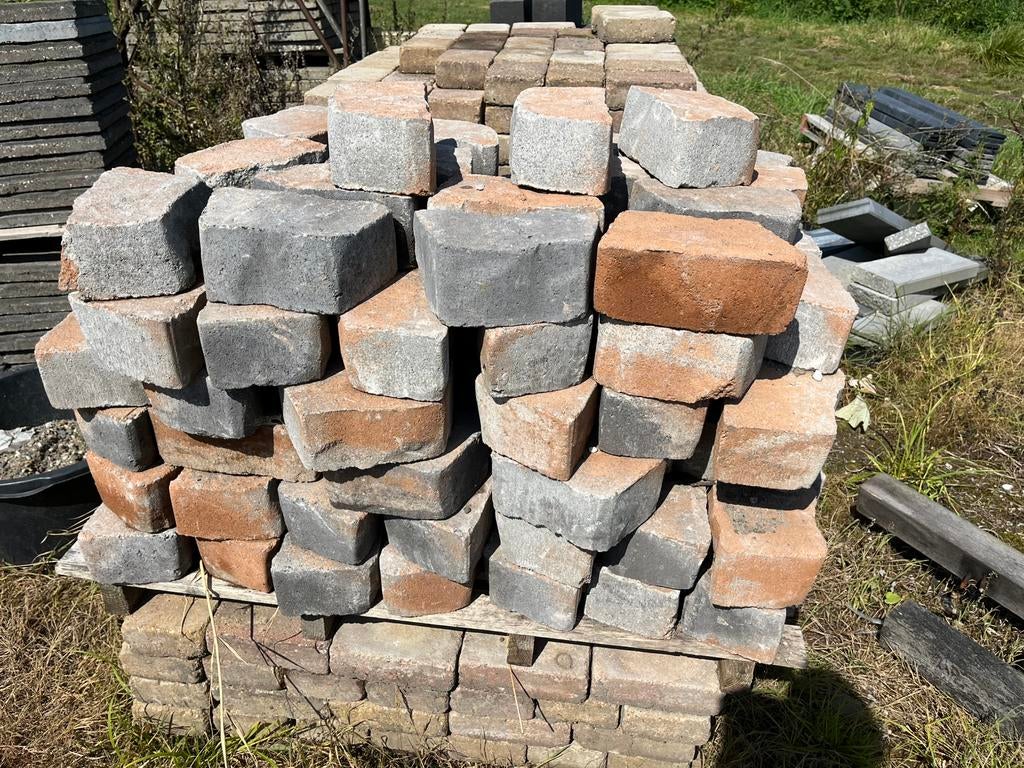 Bloembak stapelblokken / borderrand /, Ophalen, Zo goed als nieuw, Beton, Overige typen
