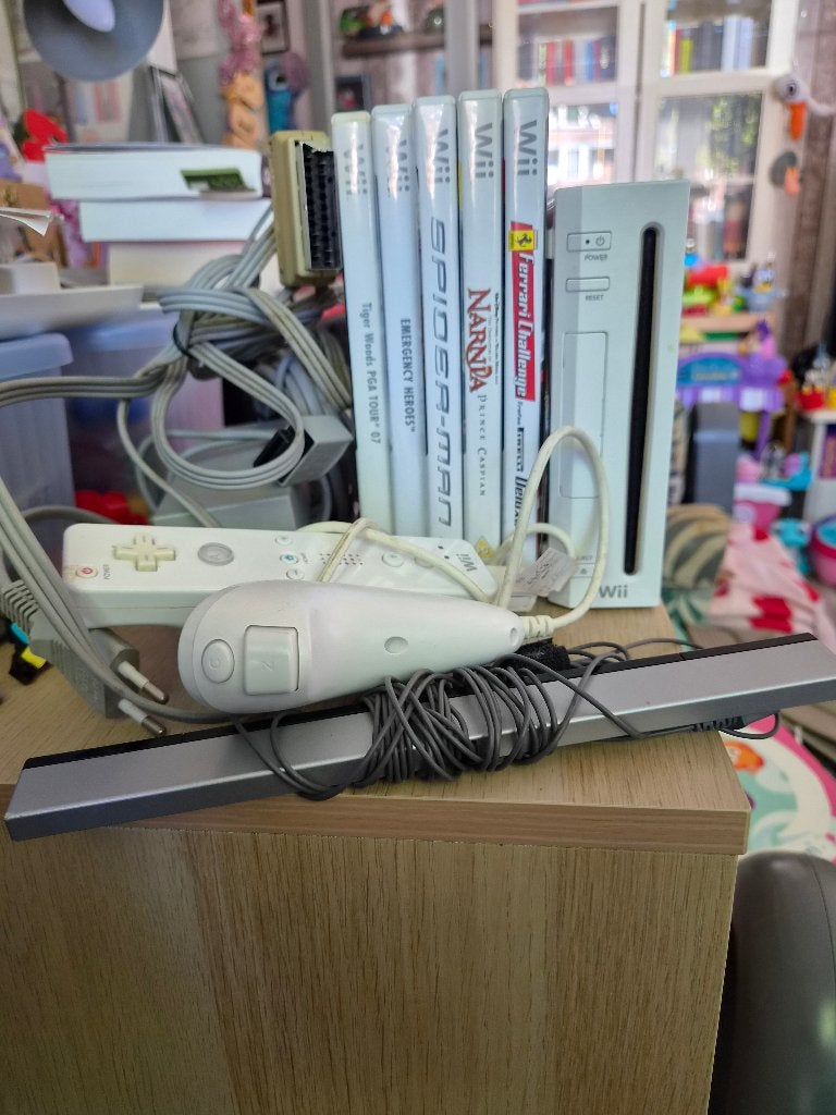 Complete Wii met 6 games, Ophalen of Verzenden, Zo goed als nieuw, Met 1 controller