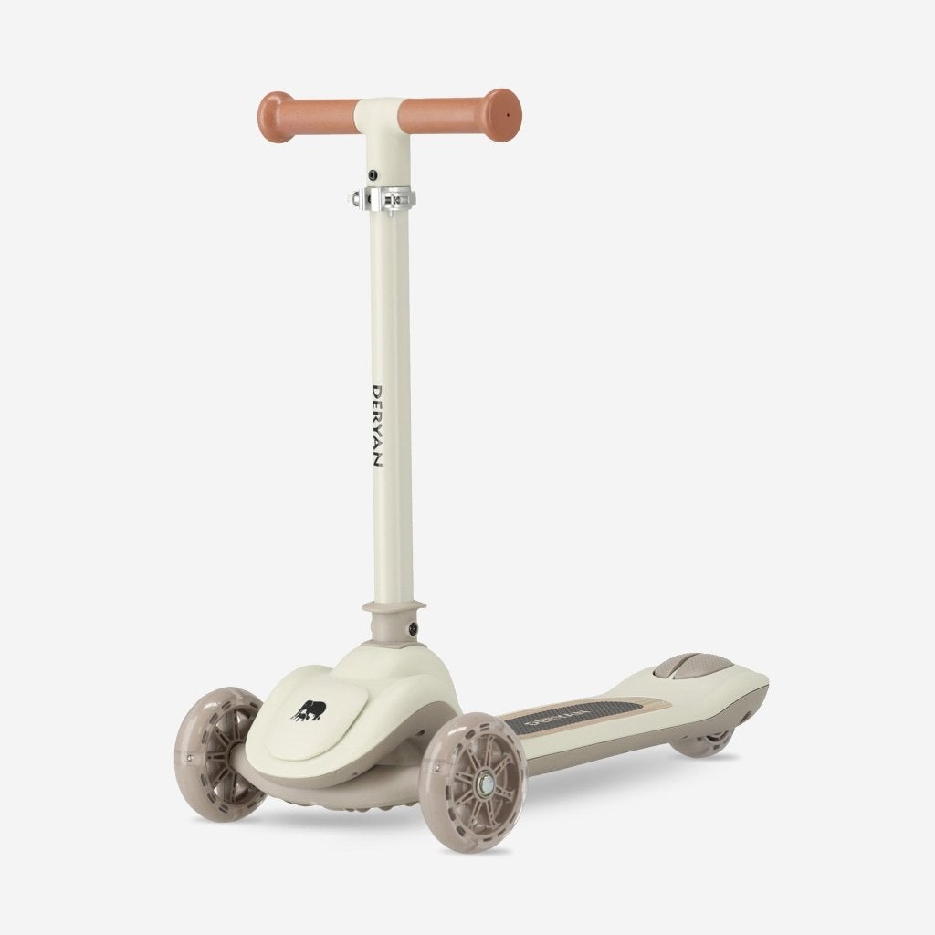 DERYAN Harvey kinderstep grijs | LED, 3 wielen, Ophalen, Deryan, Zo goed als nieuw, Marithaime 8, 6662 WD Elst, Nederland