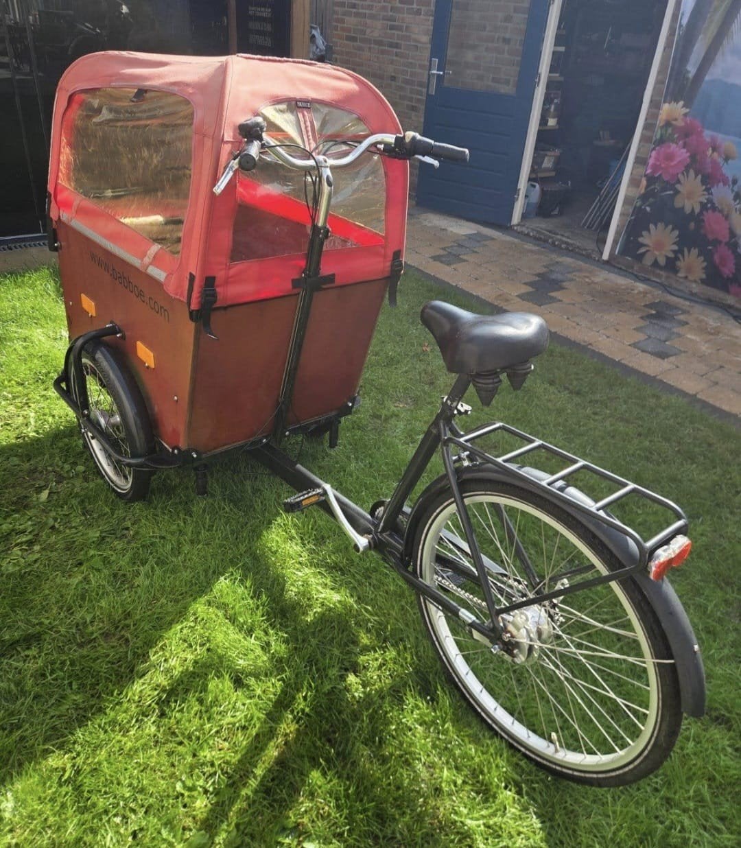 Babboe Bakfiets - Rode uitvoering met regenkap, Fietsen en Brommers, Overige merken, 4 kinderen of meer, Gebruikt, Huif