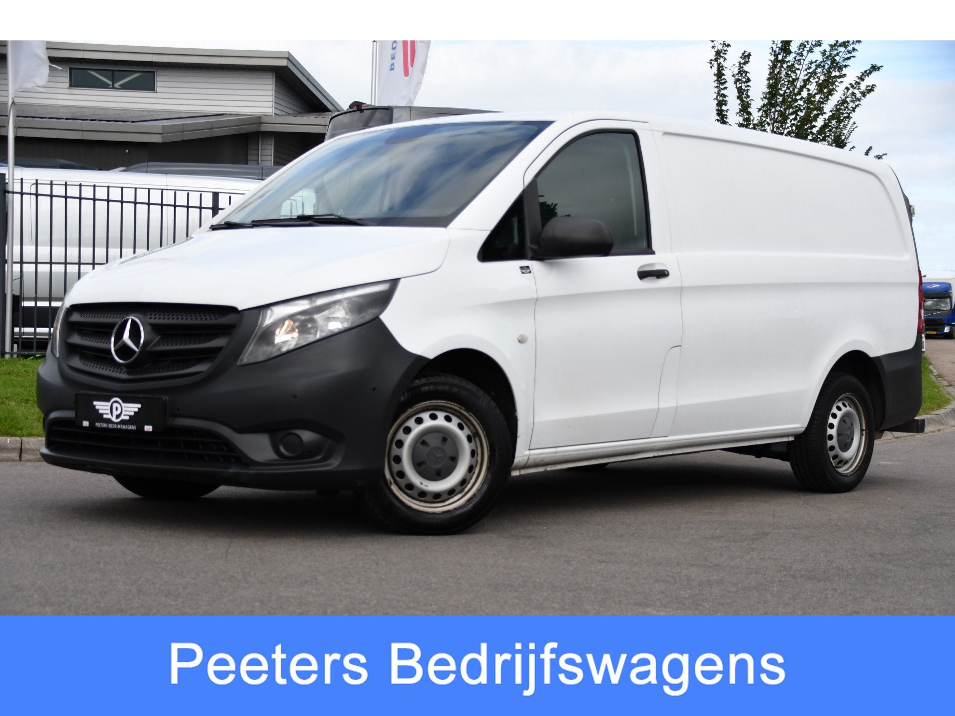 Mercedes-Benz Vito 111 CDI L2 Edition Camera, Cruise, Airco,, Voorwielaandrijving, Stof, Euro 6, 4 cilinders