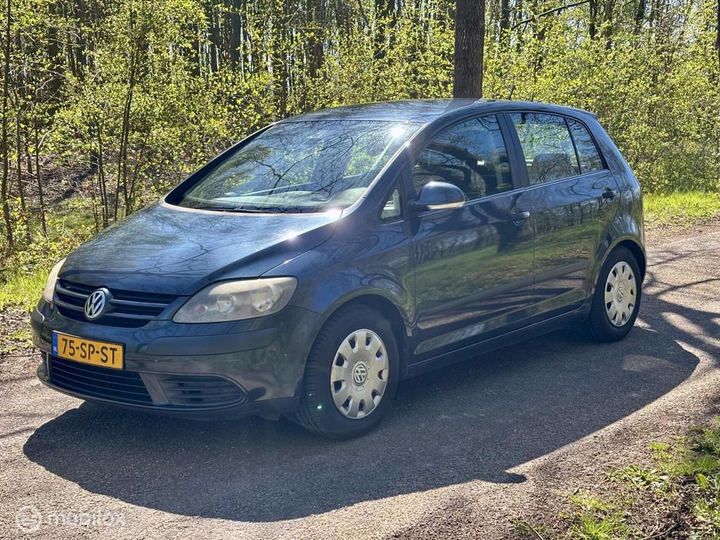 Volkswagen Golf Plus 1.6 Trendline |Airco|Cruise|Trehaak|NAP, Auto's, 4 cilinders, Euro 4, 12 km/l, 66 €/maand