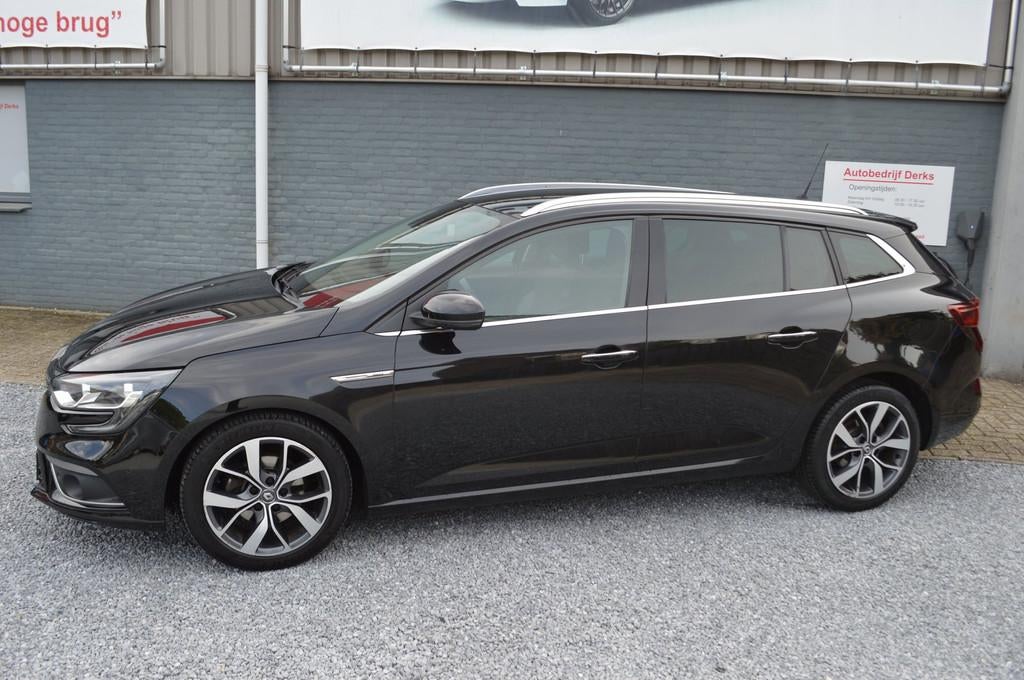 Renault Mégane Estate 1.2 TCe Bose Automaat Airco Leer Navi, Auto's, Renault, Gebruikt, Euro 6, 4 cilinders, Leder en Stof