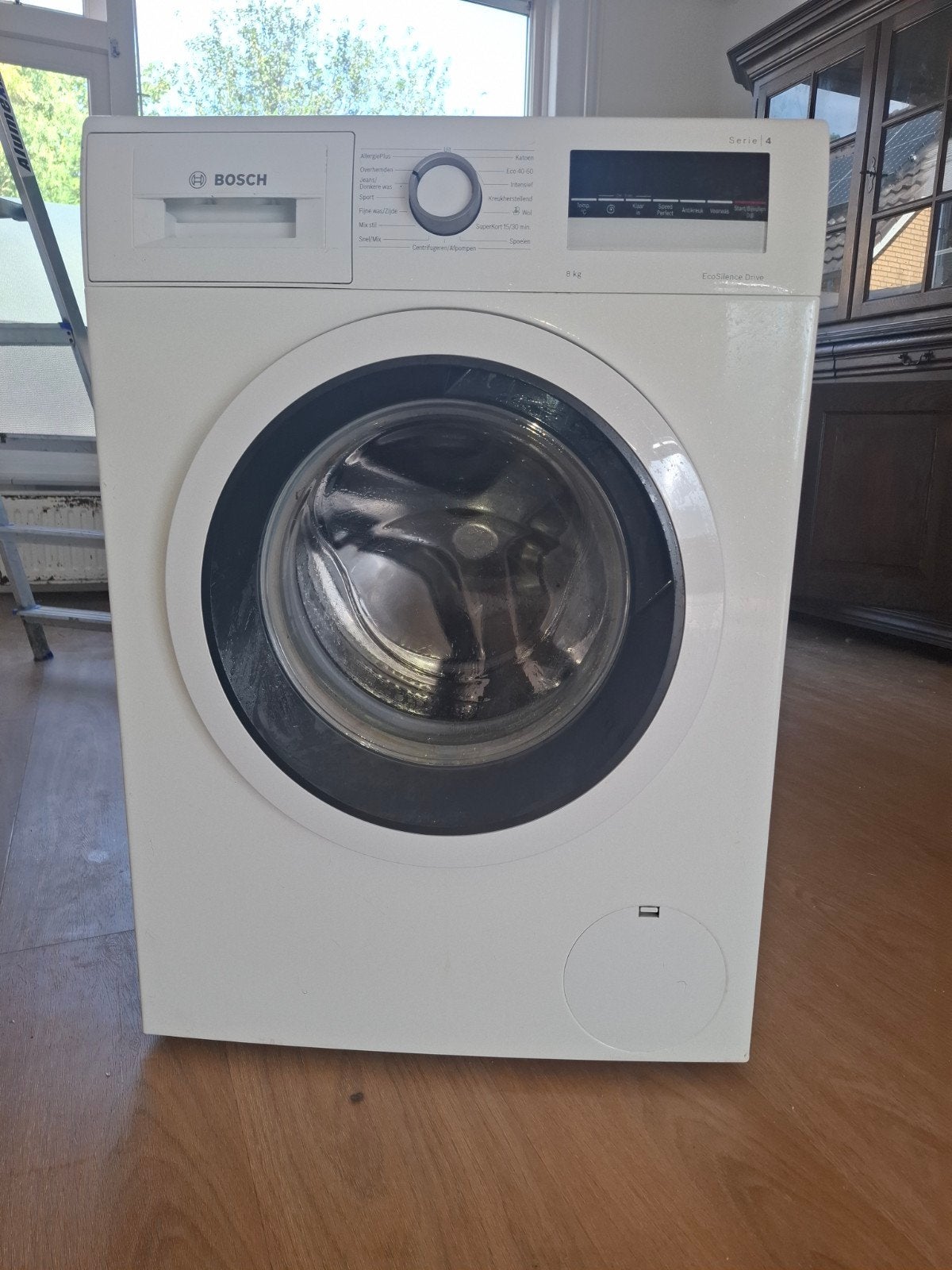 bosch 4 serie silence drive, Minder dan 85 cm, Ophalen of Verzenden, Zo goed als nieuw, 1200 tot 1600 toeren
