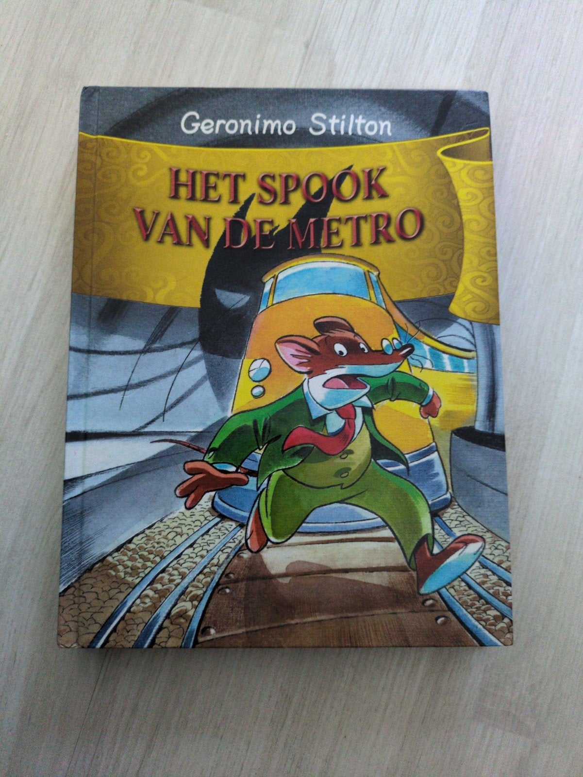 Geronimo Stilton - Het spook van de Metro, Boeken, Ophalen, Fictie algemeen, Geronimo Stilton, Zo goed als nieuw