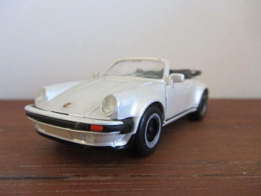 NZG Porsche 911 Turbo Cabriolet, Hobby en Vrije tijd, Modelauto's | 1:43, Ophalen of Verzenden, Nieuw, Auto, Overige merken
