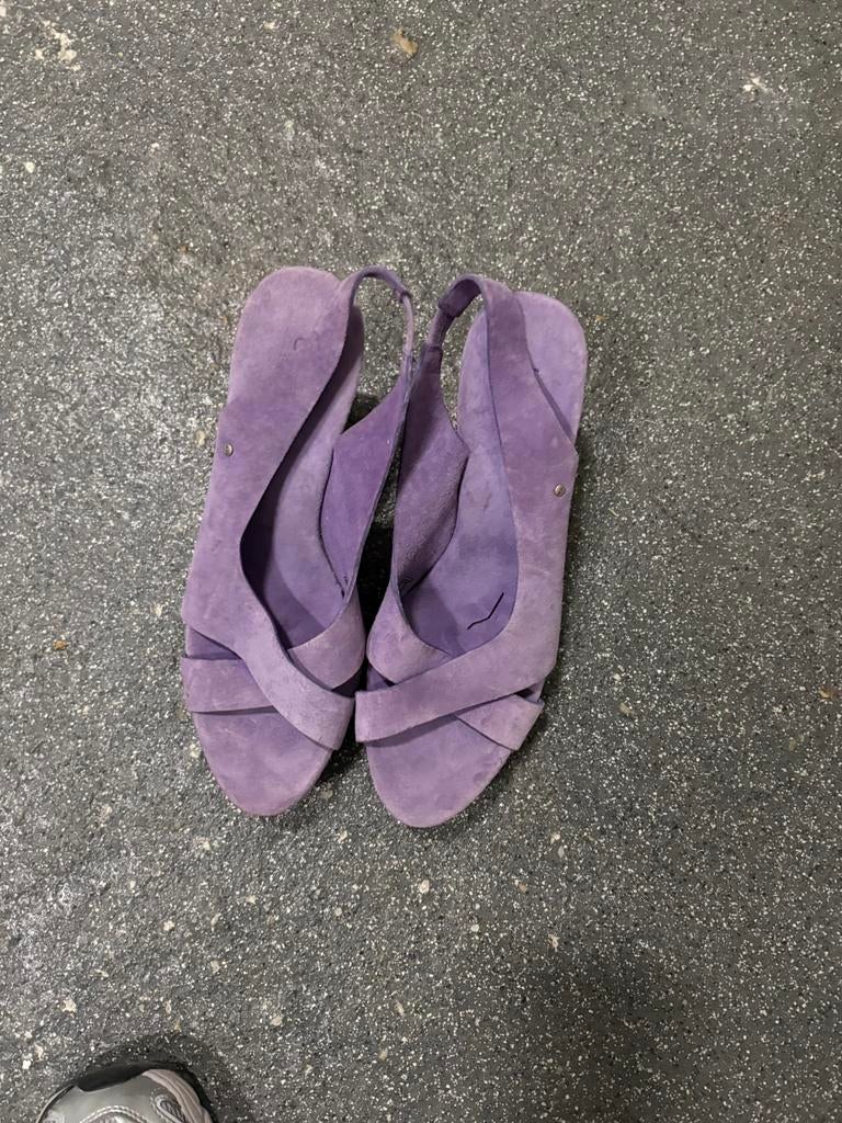 Ugg lila suede leersleehak schoenen , maat 40, Ophalen of Verzenden, Zo goed als nieuw, Overige kleuren