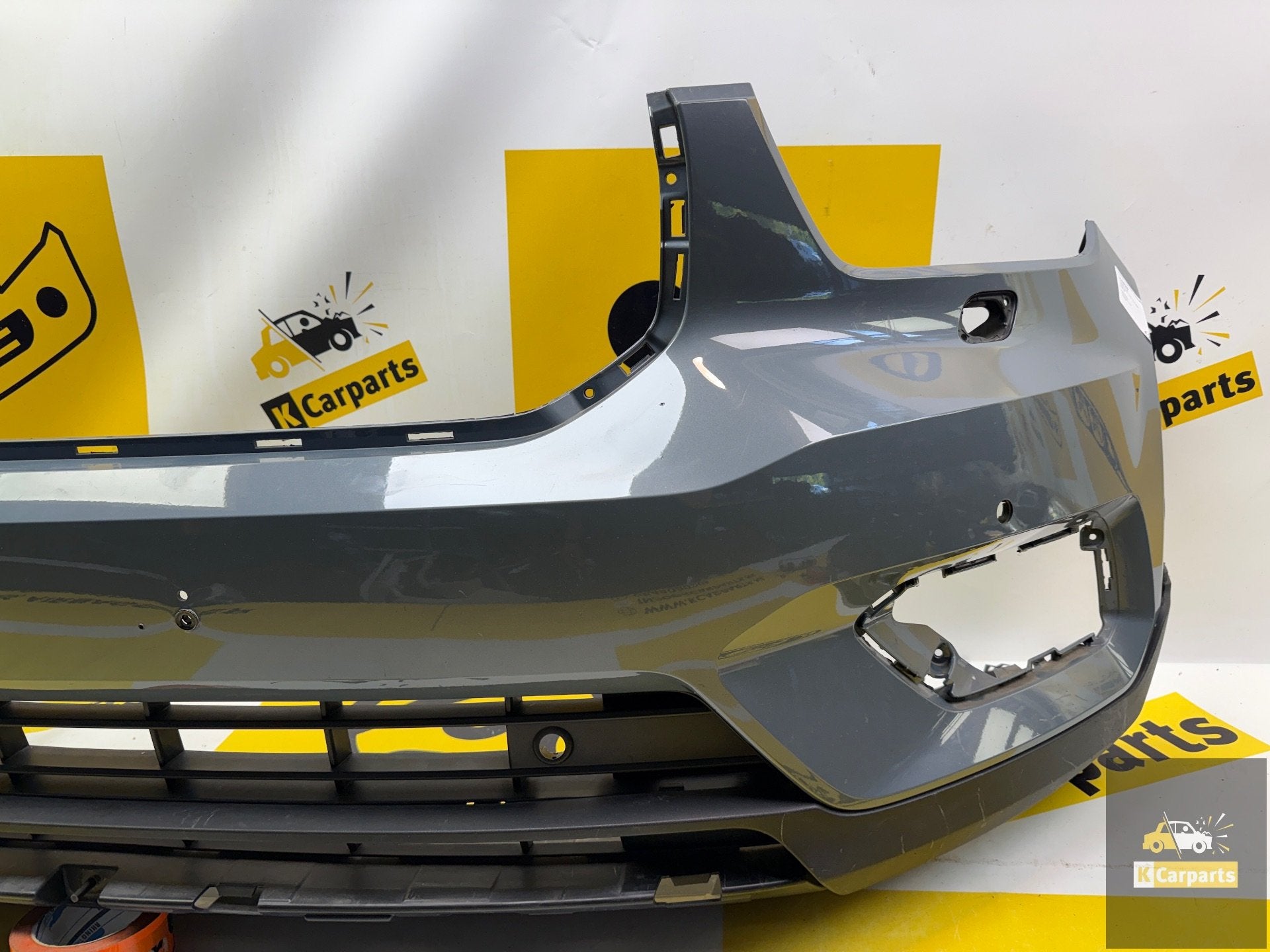 Bumper Volvo XC40 Voorbumper PDC 31449359 Origineel, Auto-onderdelen, Carrosserie en Plaatwerk, Gebruikt, Gunnar Engellaus vag 8
405 31  Gothenburg, SE