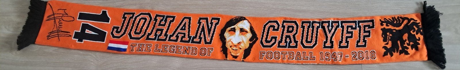 Johan Cruijff Sjaal - The Legend of Football, Ophalen of Verzenden, Zo goed als nieuw, Ajax, Vaantje of Sjaal