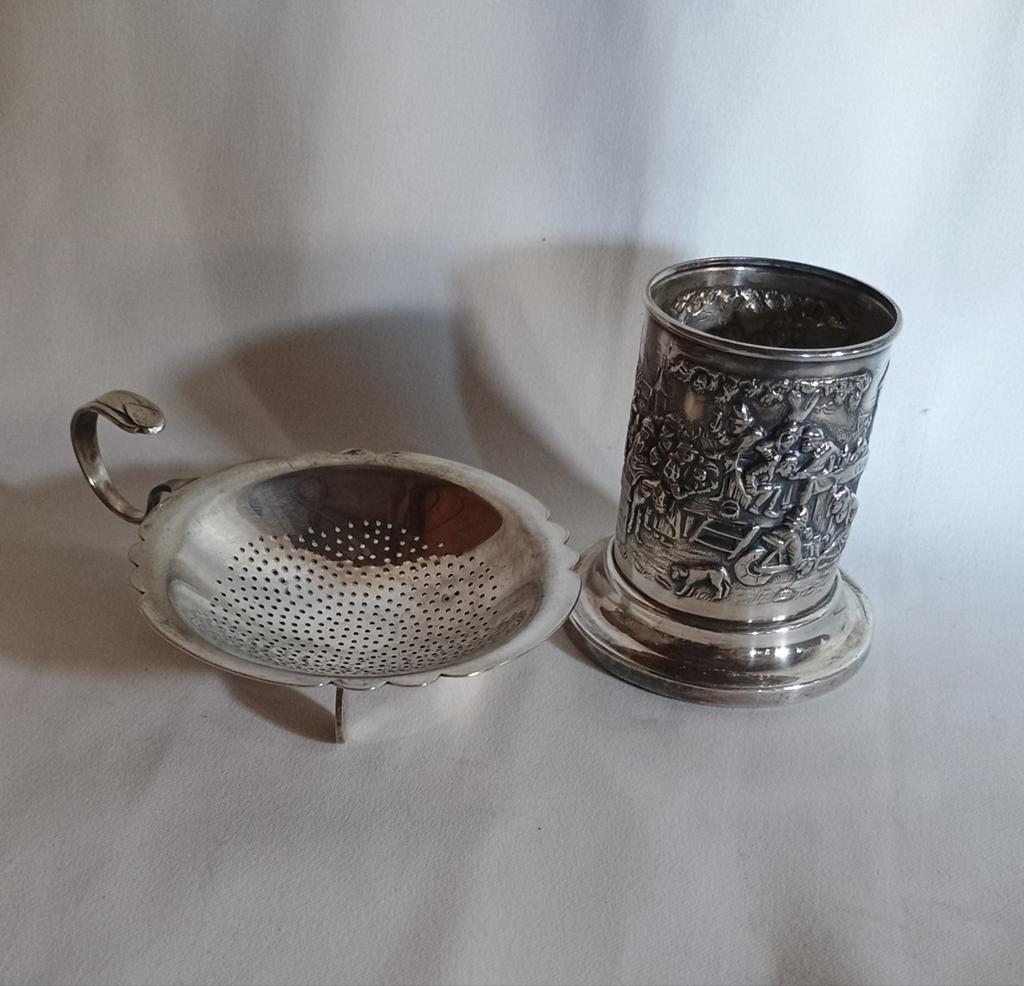 Verzilverd theezeefje en theelepeltjes houder, Antiek en Kunst, Ophalen of Verzenden, Zilver
