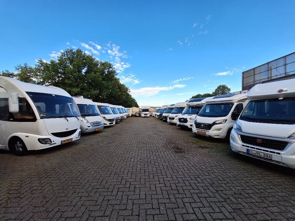 80  garantie campers te koop al vanaf euro 6000,-, Caravans en Kamperen, Campers, Overige merken, Bedrijf, Half-integraal, Tot en met 4
