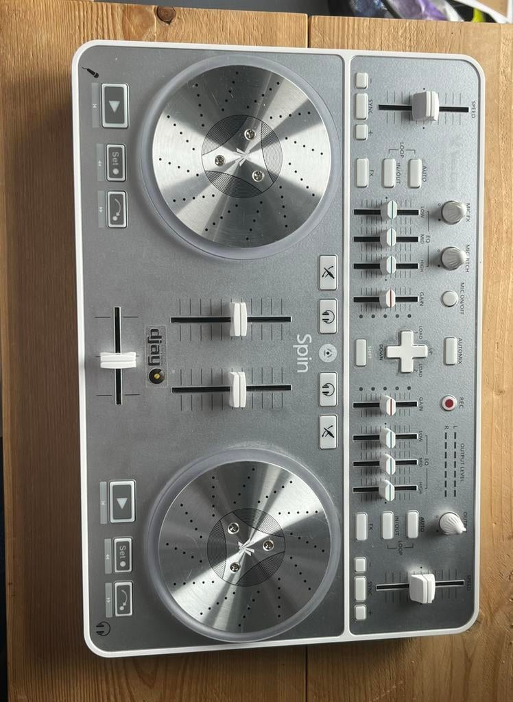 Vestax Spin Dj controller set, Ophalen of Verzenden, Zo goed als nieuw, Overige merken