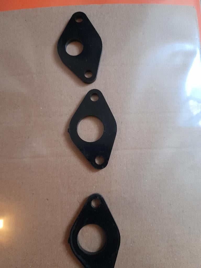 Honda mbx 12 en 18 mm isolatoren zie omschrijving, Ophalen of Verzenden, Zo goed als nieuw, Carburateur, Honda