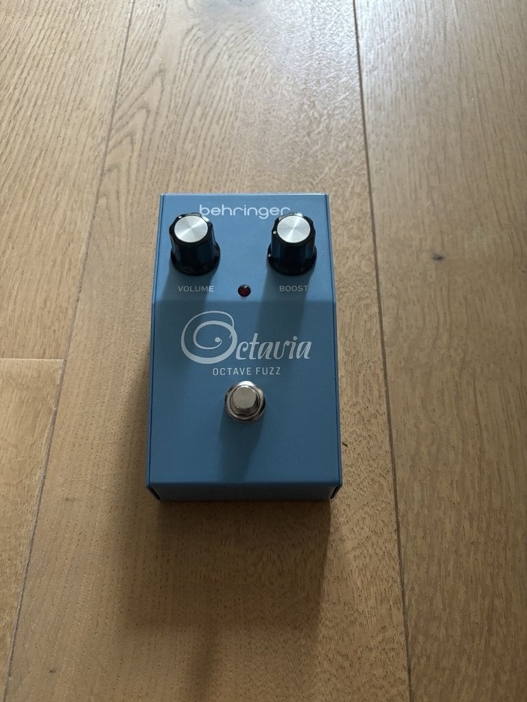 Behringer Octavia Octave Fuzz - zo goed als nieuw, Ophalen, Zo goed als nieuw, Distortion, Overdrive of Fuzz