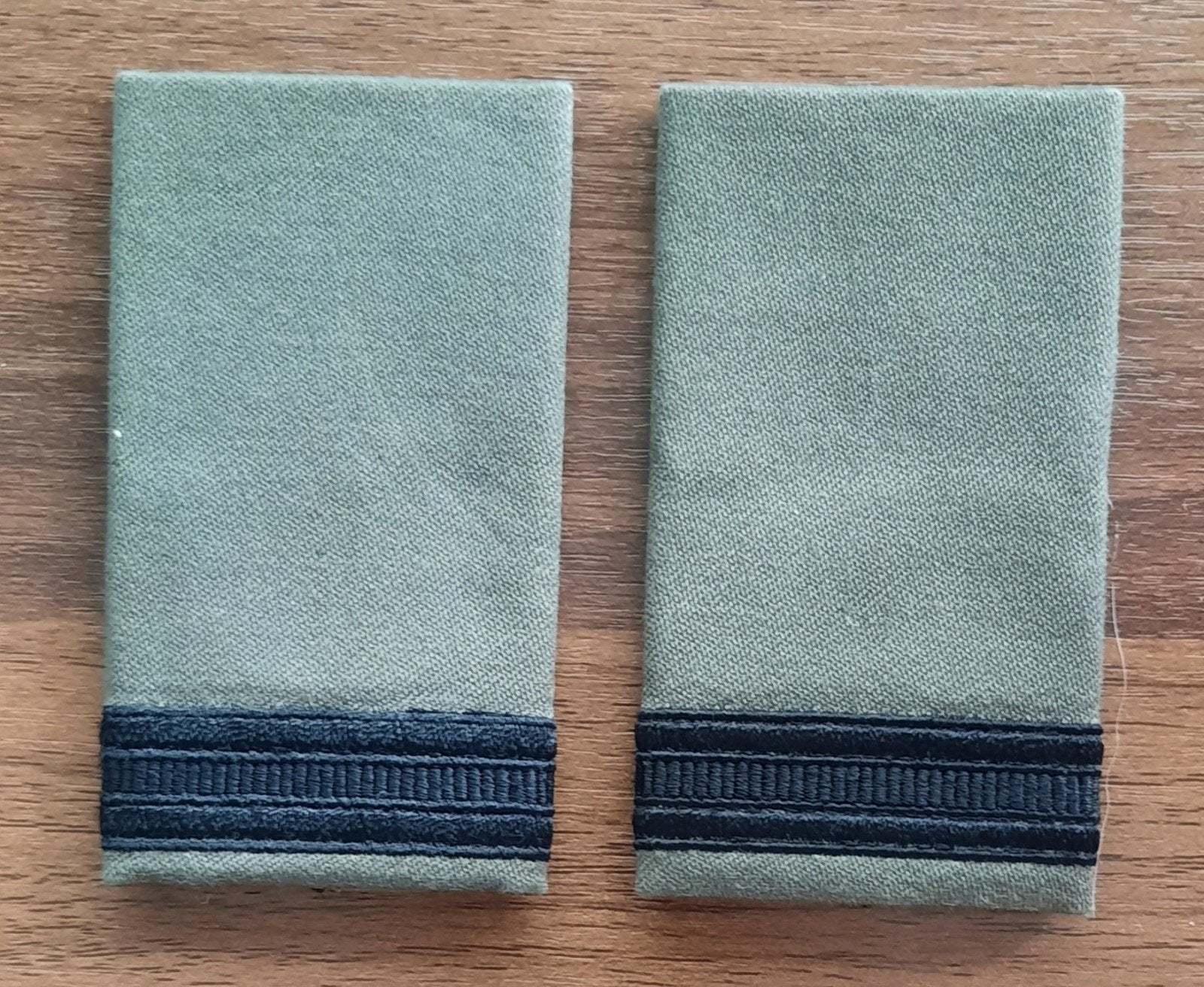 ROT GVT KLu tweede luitenant, Verzamelen, Verzenden, Luchtmacht, Nederland, Embleem of Badge