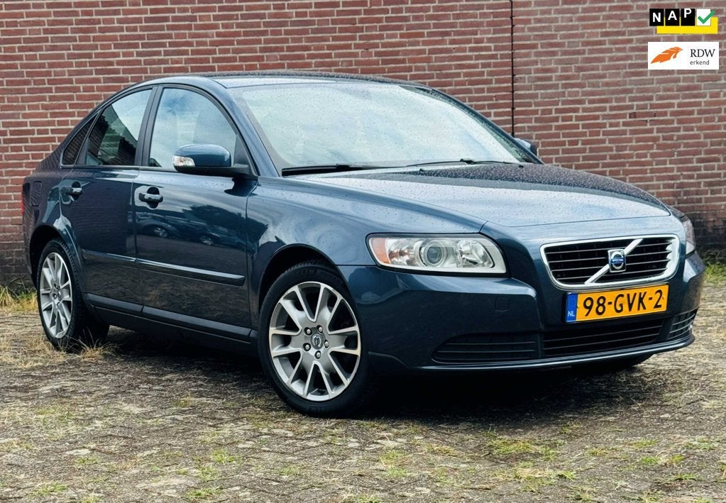 Volvo S40 1.8, Auto's, Voorwielaandrijving, Gebruikt, Zwart, 4 cilinders