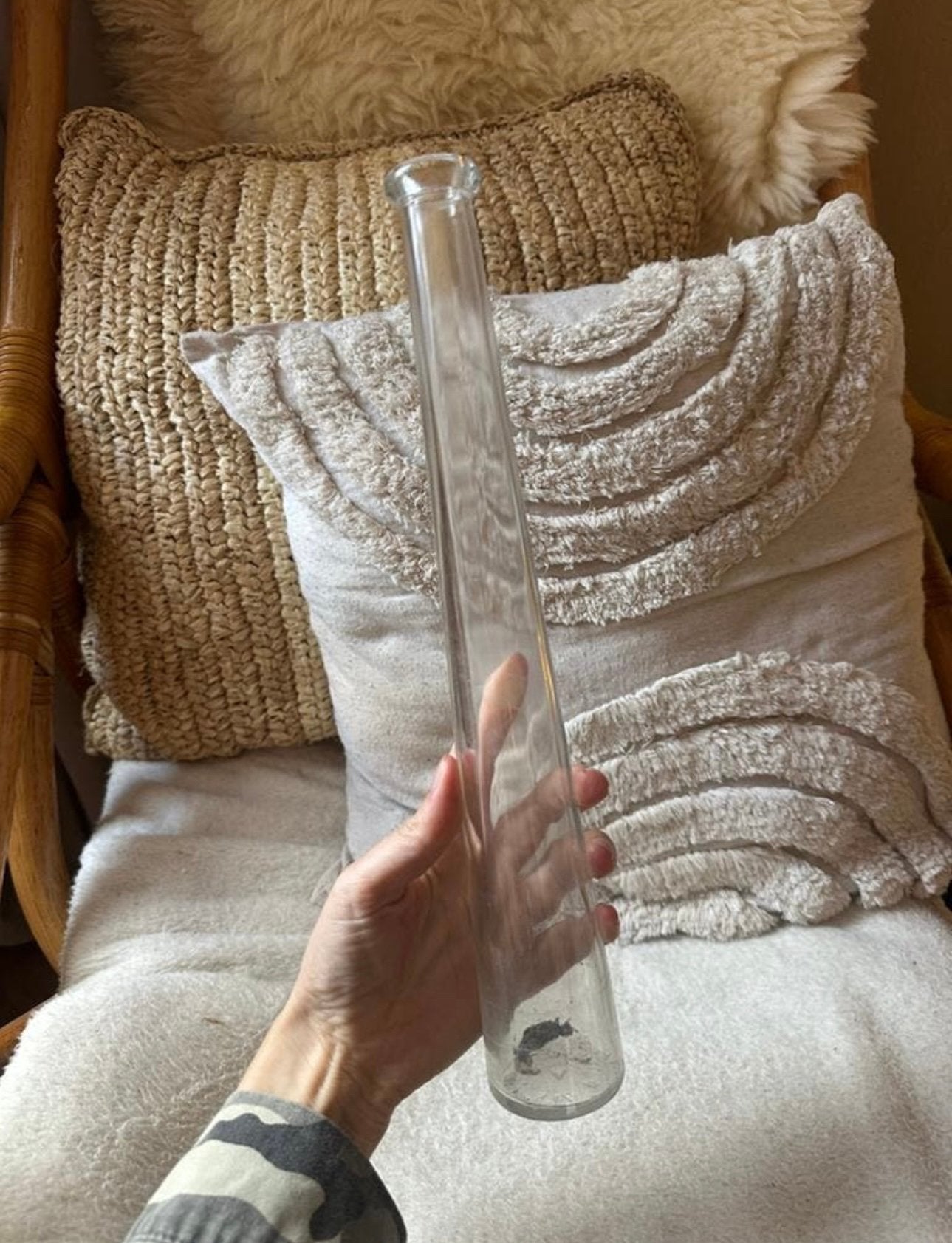 Hoge smalle flesvaas / vaas van glas - vintage, Huis en Inrichting, Ophalen of Verzenden, Zo goed als nieuw