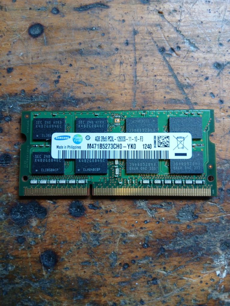 Samsung 4GB DDR3 Laptop RAM Geheugen (M471B5273CHO-YK0), Gebruikt, Samsung Electronics Co., Ltd. 129, Samsung-ro, Yeongtong-gu, Suwon-si, Gyeonggi-do, Korea