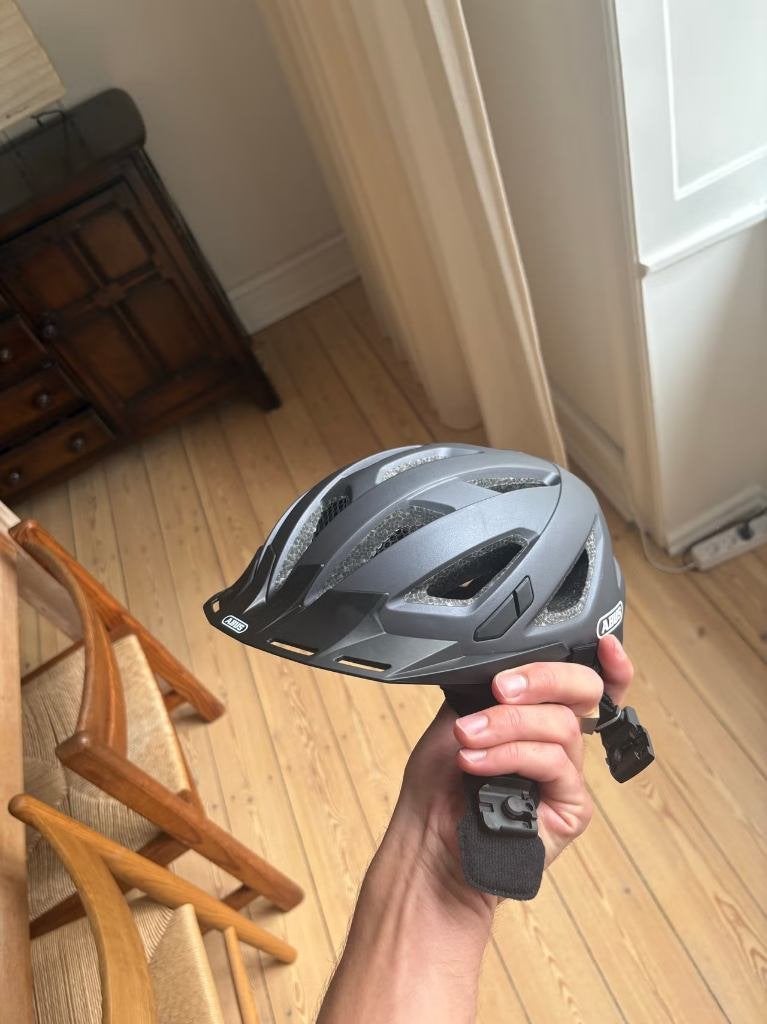 Abus Urban-i 3.0 - nieuwstaat L-XL, Fietsen en Brommers, Fietsaccessoires | Fietshelmen, Overige maten, Ophalen of Verzenden, Zo goed als nieuw