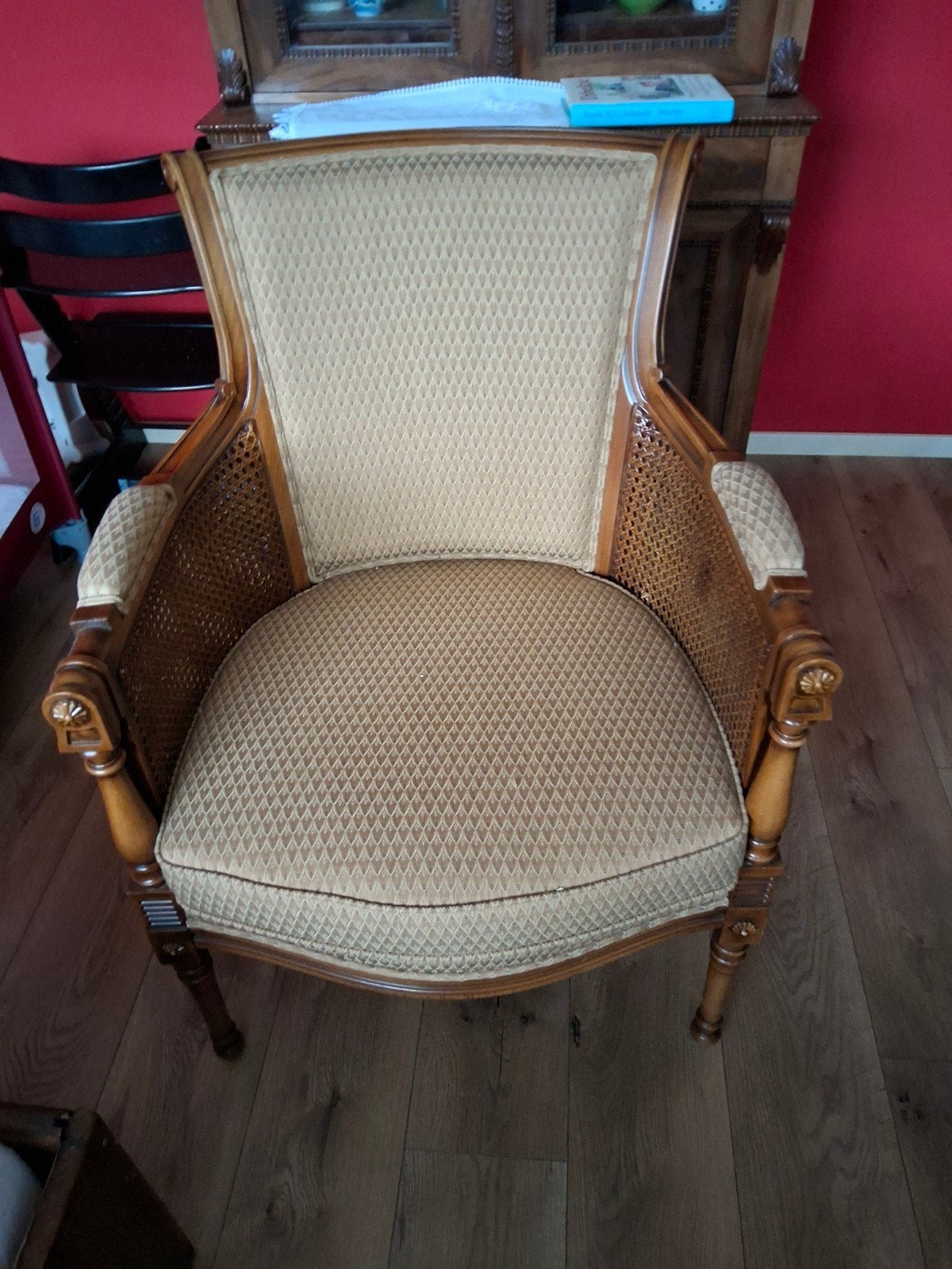 Klassieke fauteuil met rotan en gestoffeerde zitting (m2456225958 ...
