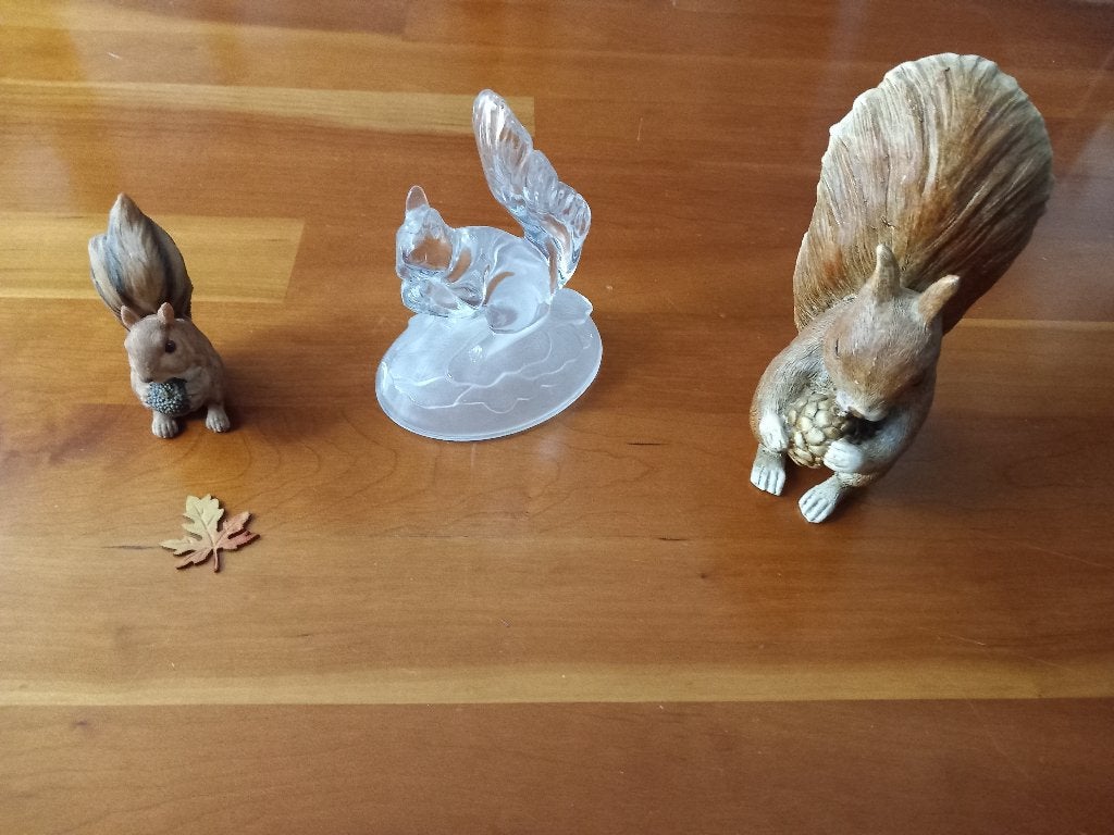 Eekhoorns 3 stuks, Ophalen of Verzenden, Nieuw, Overige soorten, Beeldje of Figuurtje