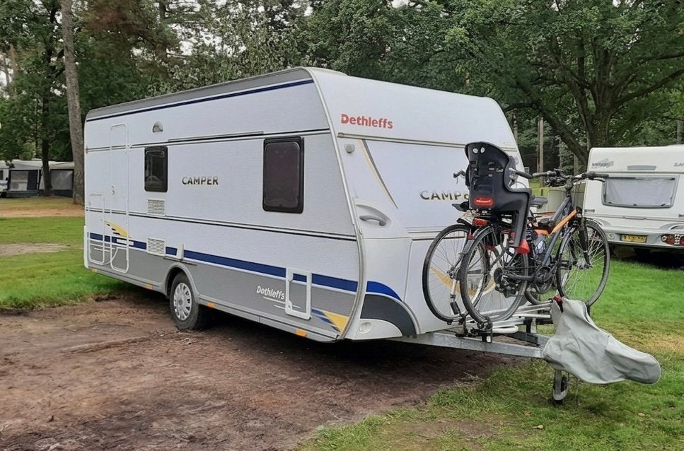 Caravan: Dethleffs Camper EL3 - Stapelbed / 6 persoons, 7 tot 8 meter, Treinzit, Particulier, Dethleffs