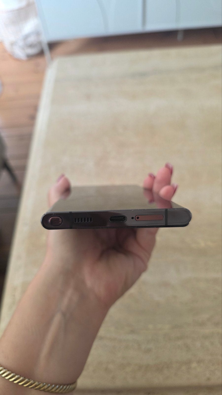 Foto 3 van Samsung Galaxy S22 Ultra 256GB Zwart
