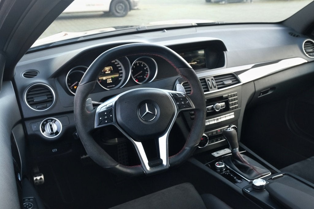 Mercedes-Benz C-Klasse Coupé AMG 63 Black Series Track Pack, Auto's, Automaat, Dealer onderhouden, Gebruikt, Zwart